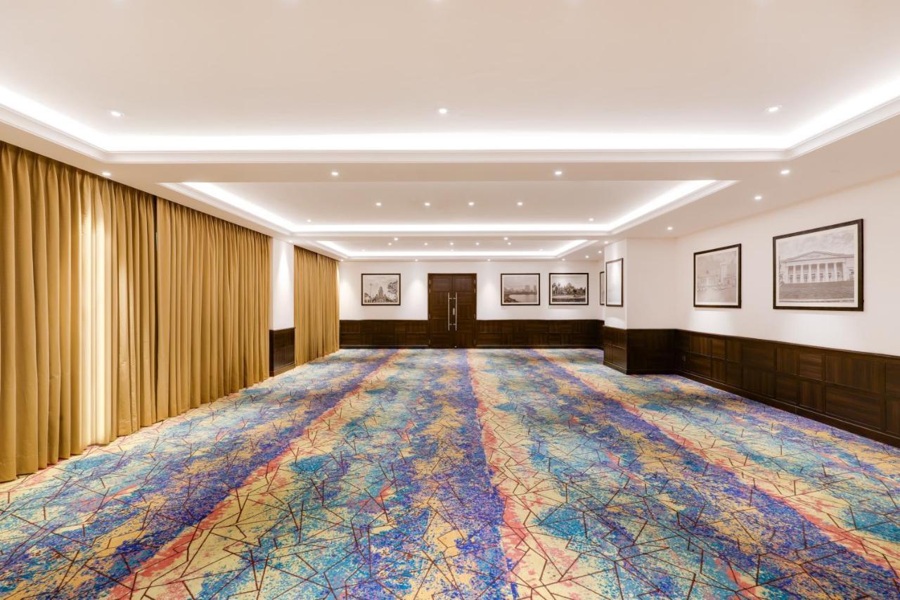 Lemon Tree Premier, Mumbai International Airport Otel Dış mekan fotoğraf